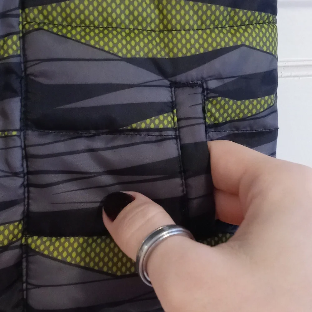 💚Puma💚 -  Black/Gray/Green Camouflage Vest